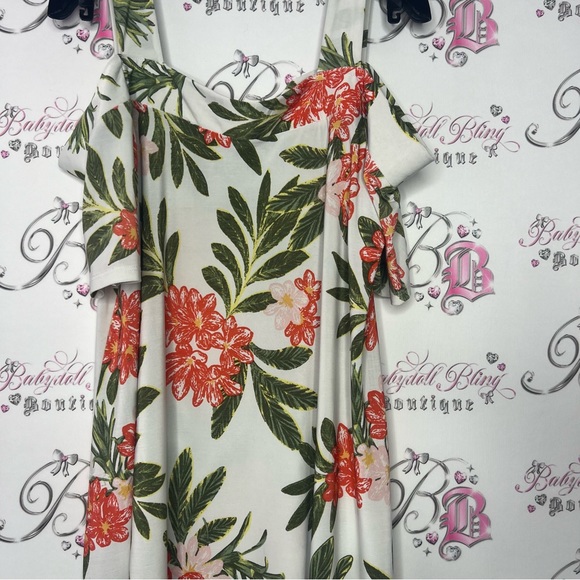 Lily Morgan cold shoulder tshirt floral tropical orange green white flowers - Picture 5 of 5